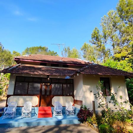 Heritage Homestay Chikmagalur Bagian luar foto