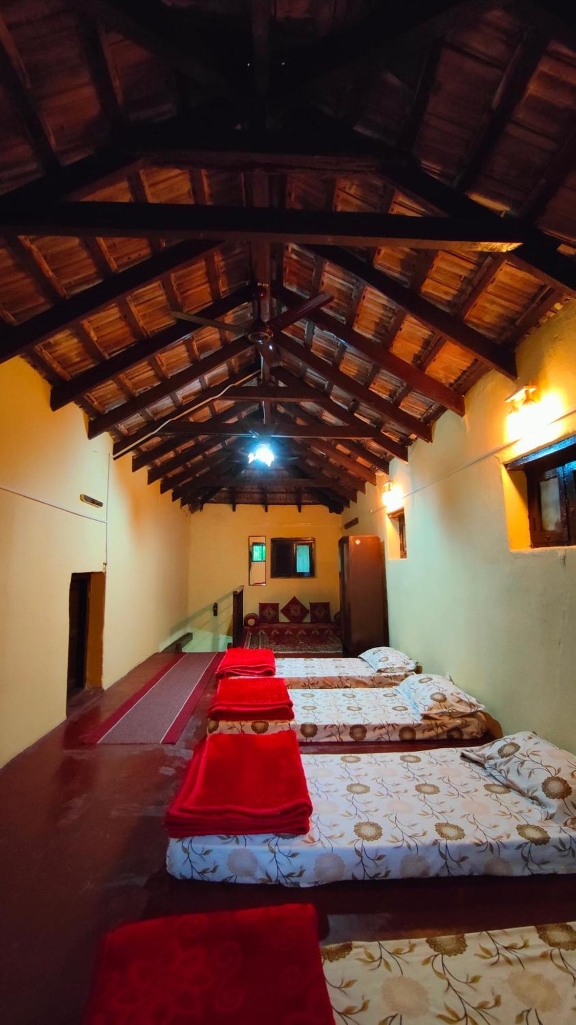 Heritage Homestay Chikmagalur Bagian luar foto